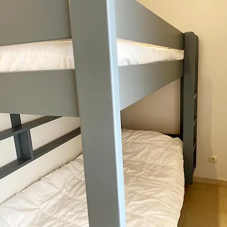 In Near The Lejlighed *