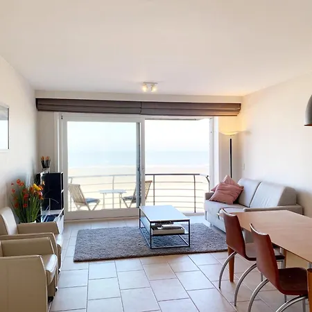 In Near The Lejlighed *